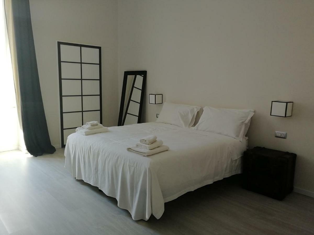 Gatto Bianco Duchessa Bed & Breakfast Bari Bagian luar foto