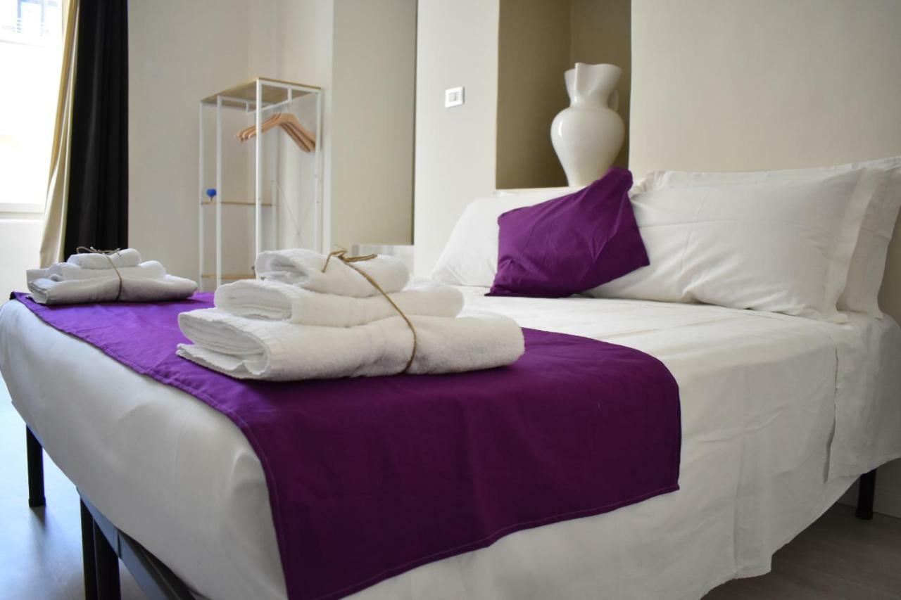 Gatto Bianco Duchessa Bed & Breakfast Bari Bagian luar foto