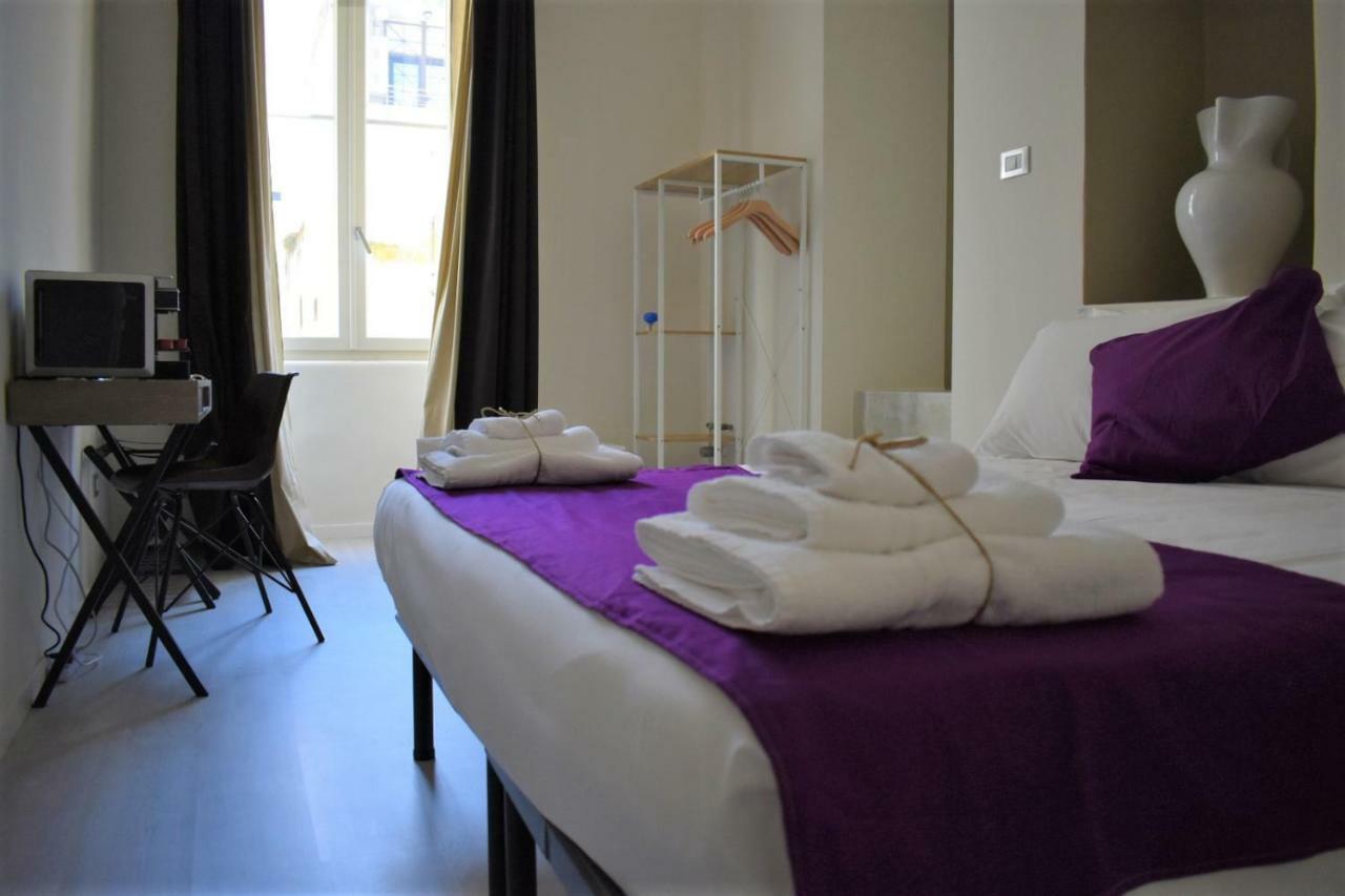 Gatto Bianco Duchessa Bed & Breakfast Bari Bagian luar foto