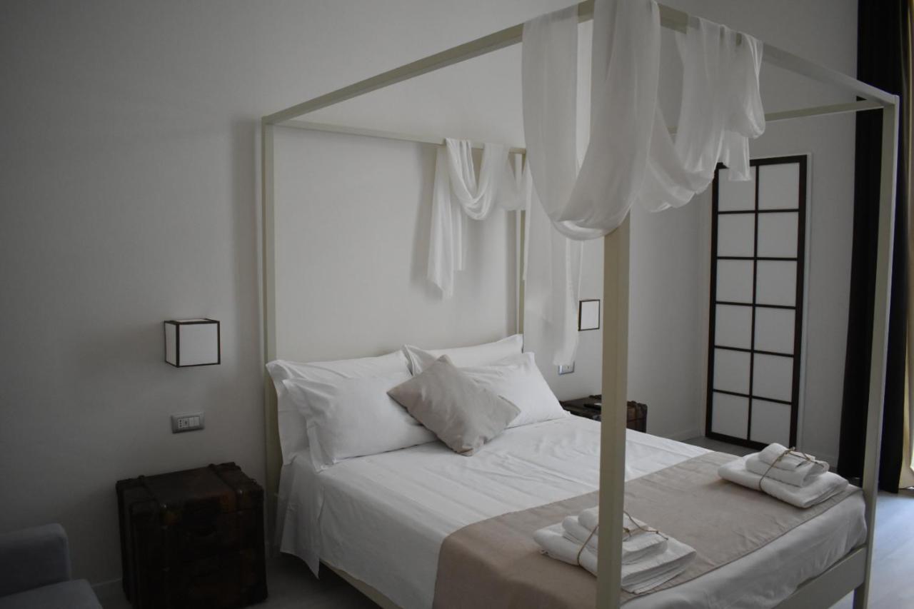 Gatto Bianco Duchessa Bed & Breakfast Bari Bagian luar foto